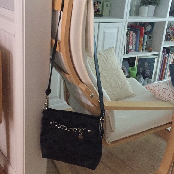 COACH NWT authentic COACH Signature Handbag - Picture 2 of 8